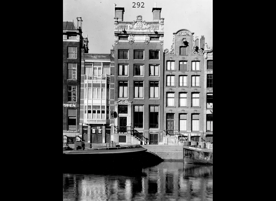 Singel 292 lijstgevel (1944)