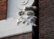 Singel 140-142, huis De Dolphijn