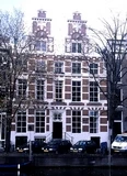 Singel 140-142, huis De Dolphijn