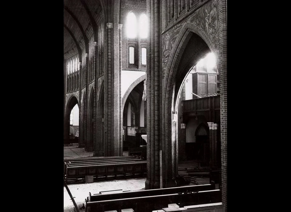 Spaarndammerstraat Maria Magdalenakerk Schip rechterzijde afbraak (1965)