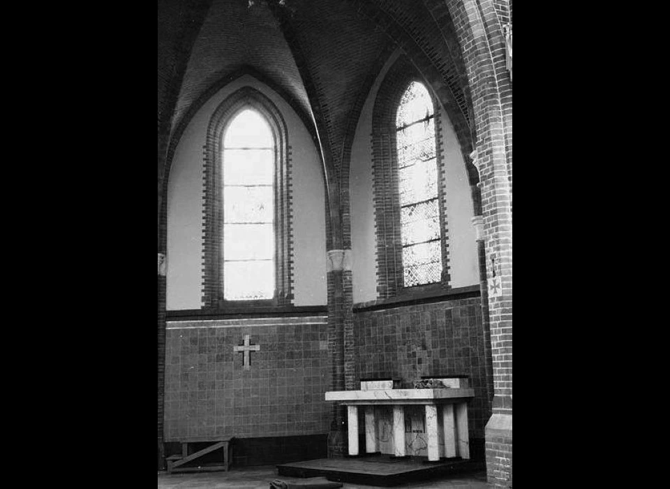 Spaarndammerstraat Maria Magdalenakerk Zijkapel afbraak (1965)