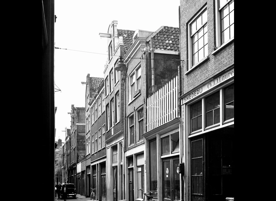 Sint Nicolaasstraat 32-58 v.r.n.l (1959)