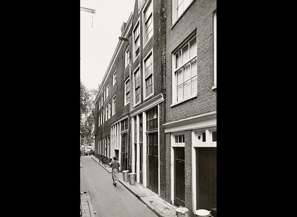Sint Annenstraat 26-30 van rechts naar links (1955)
