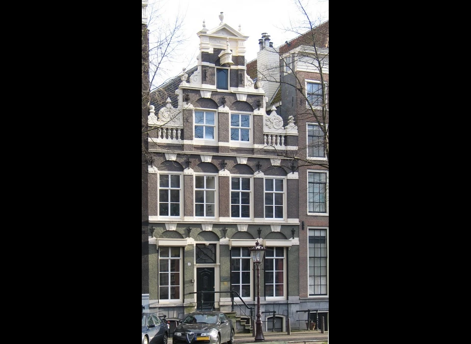 Keizersgracht 141 huis De dubbele Arend trapgevel 1878 Neo-renaissance (2010)