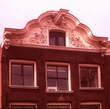 Warmoesstraat 104, huis De Keyserinne