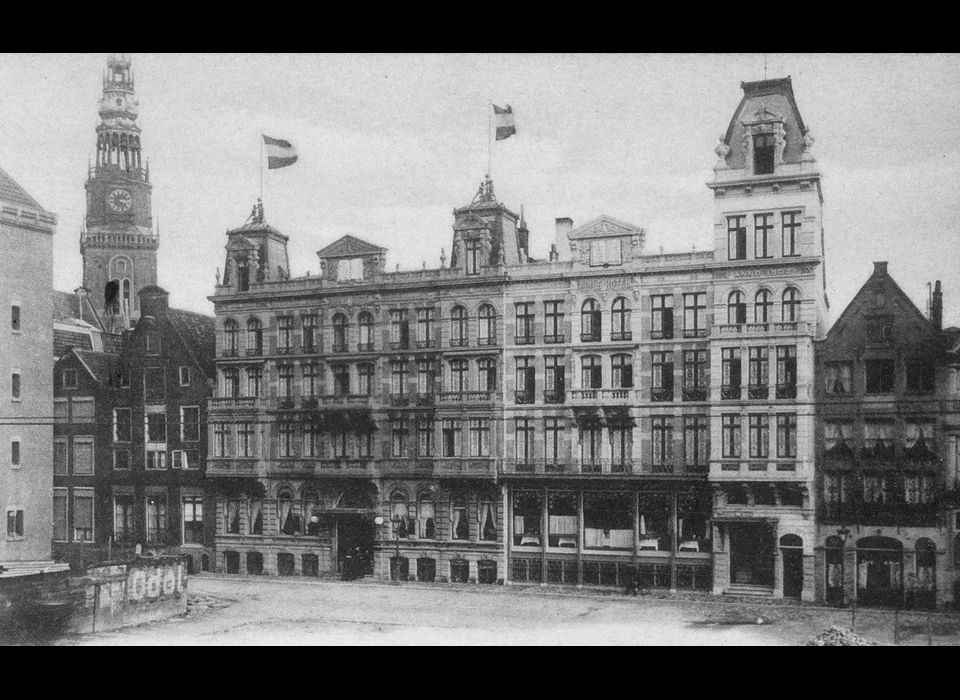 Beursstraat 49-51 Bible Hotel (1903)