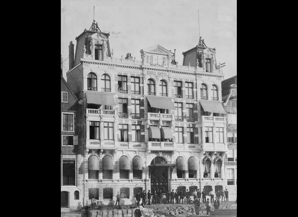 Beursstraat 49-51 (1884)