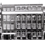 Warmoesstraat 147-151