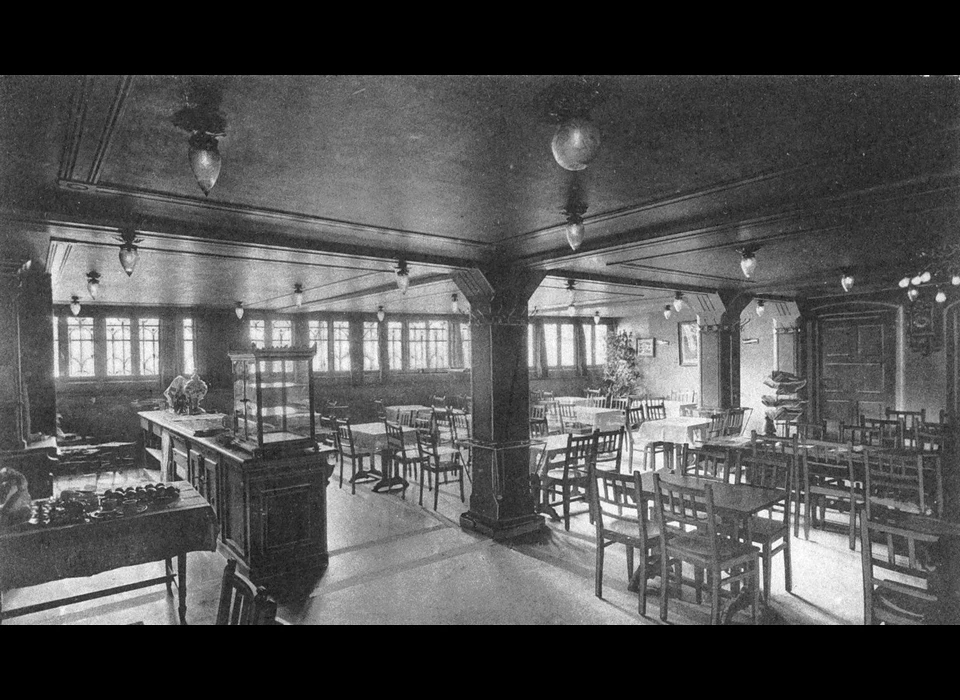 Beursstraat 49-53 Bible Hotel interieur bierkelder (1902)