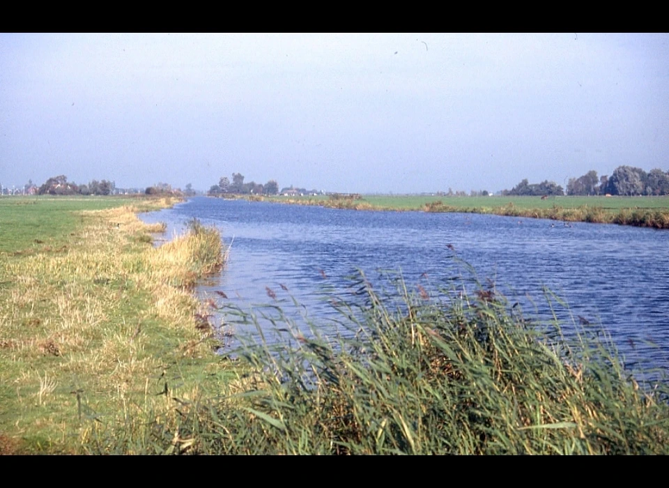 Een verbrede vaart i.p.v. sloot is wat er rest van de Napoleonsvaart/Goudriaankanaal (1995)