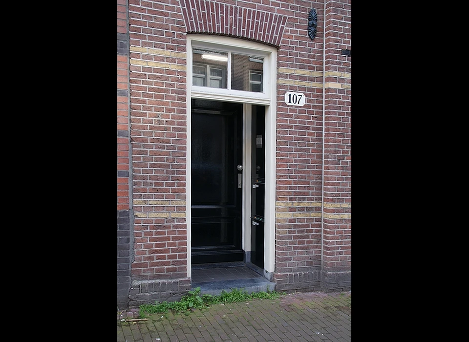 Willemsstraat 107 portiek (2020)