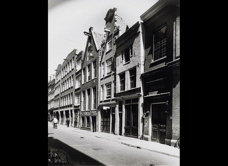 Zwanenburgerstraat 5-25 v.l.n.r. (1940)