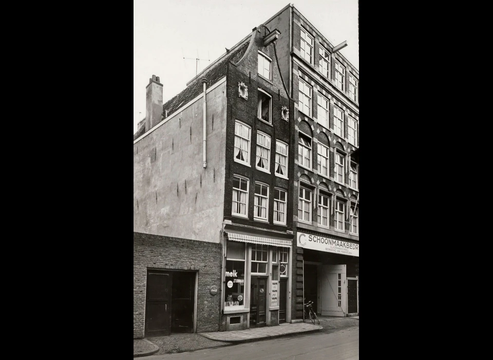 Zwanenburgerstraat 33-37 v.l.n.r. (1954)