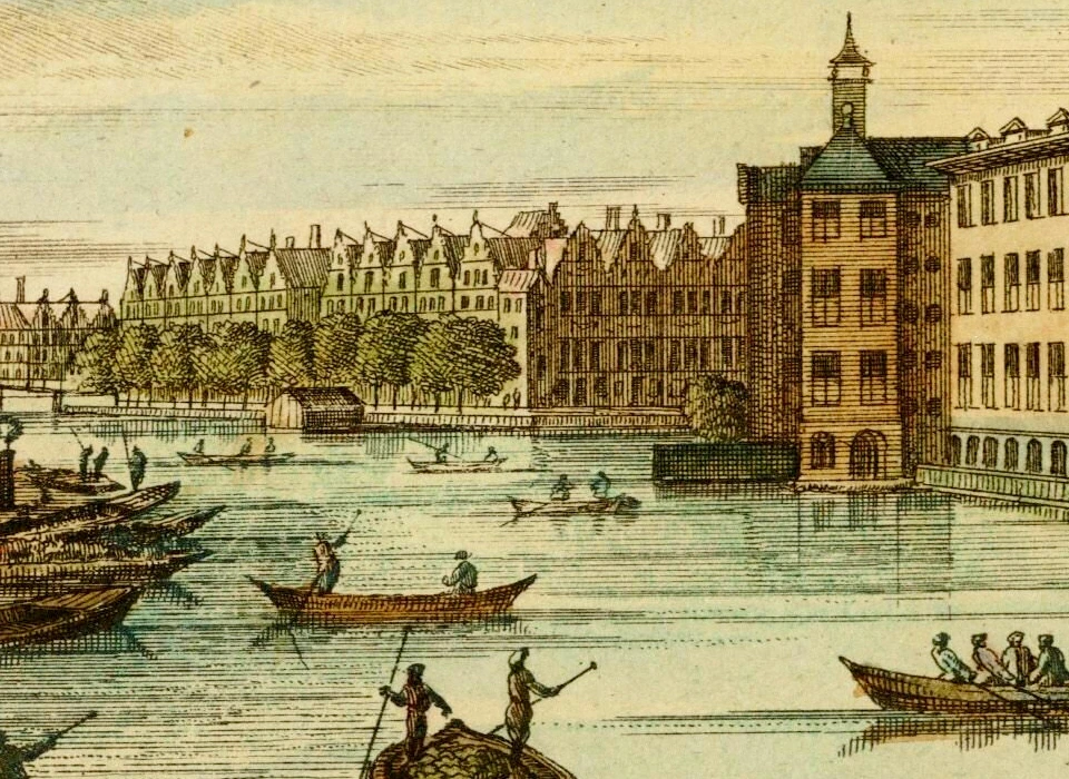 Amstel ter hoogte van de Zwanenburgwal staat een gebouwtje in het water, misschien het Stadszwanenhok? (Pieter Schenk ca.1710)
