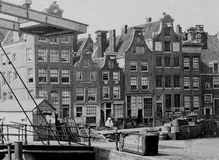 Zwanenburgwal 16-26